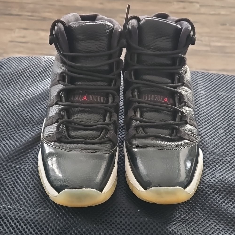 Jordan Kids Sneakers Black and White